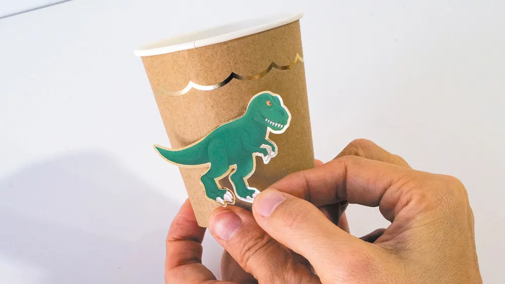 Uzlīmes dinozauru tematikā (x35)
