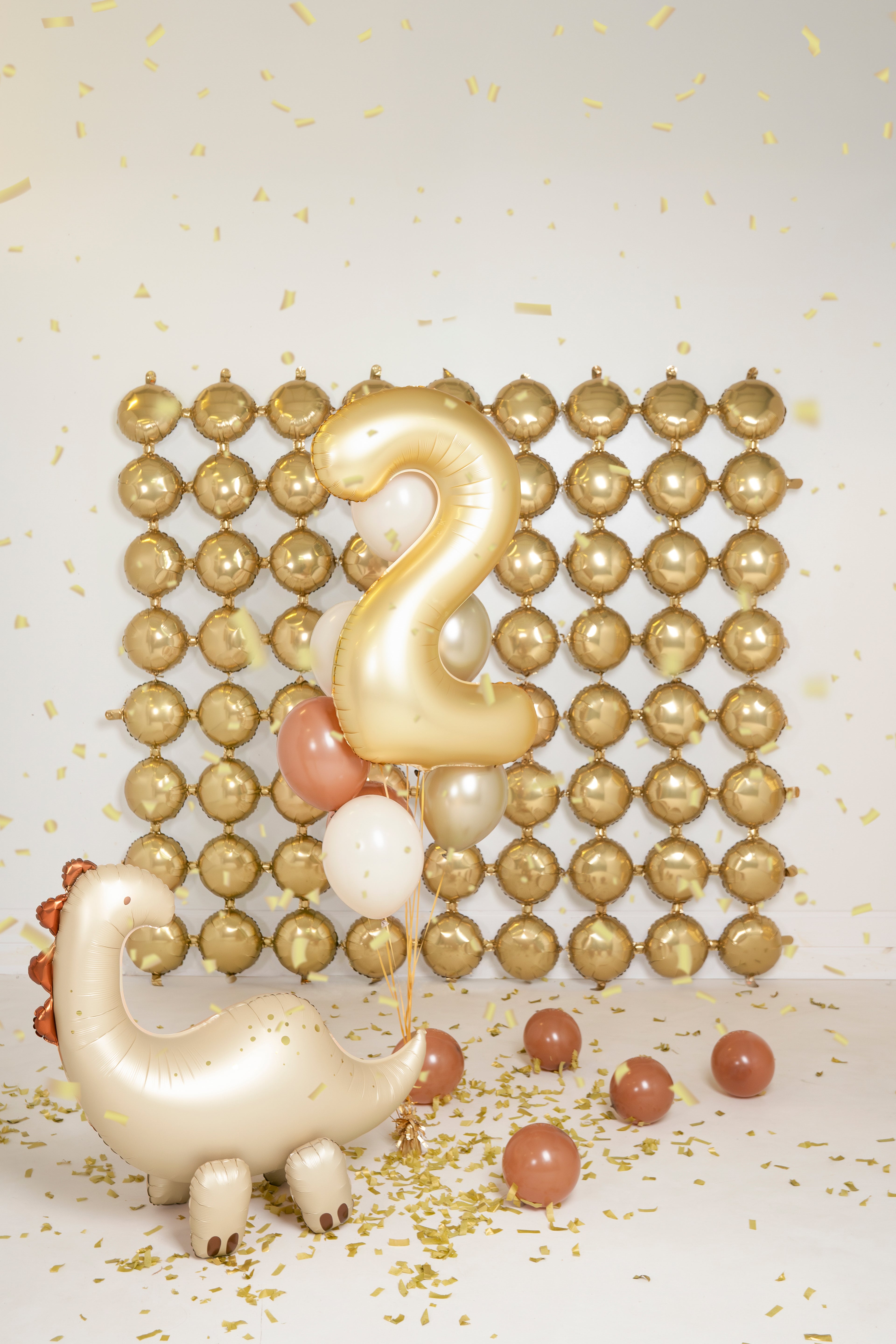 Stāvošs folijas balons dinozaura formā