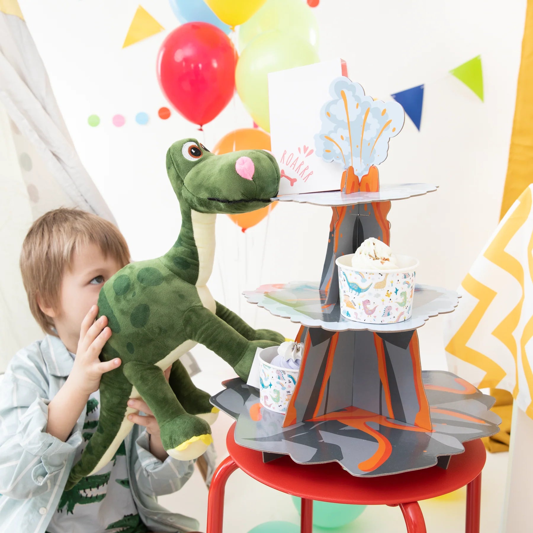 Kēksiņu statīvs - vulkāns